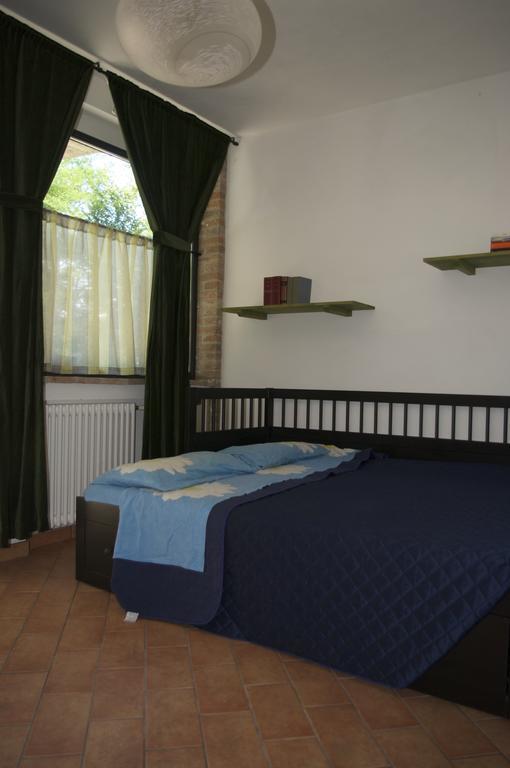 לנגיראנו B&B Villa Rossana חדר תמונה